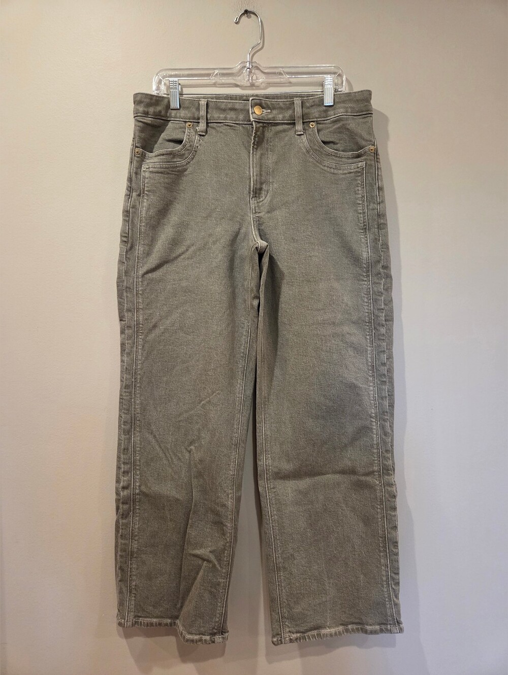 AE High-Waisted Stovepipe Jean - Picture 6 of 9